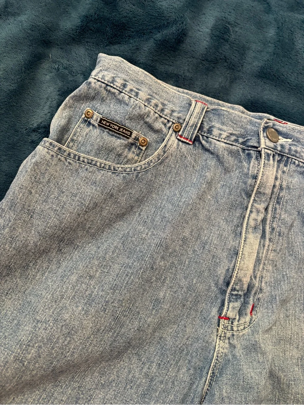 New York & Company Light Wash Blue High-Waist Jean Shorts - Picture 6 of 9